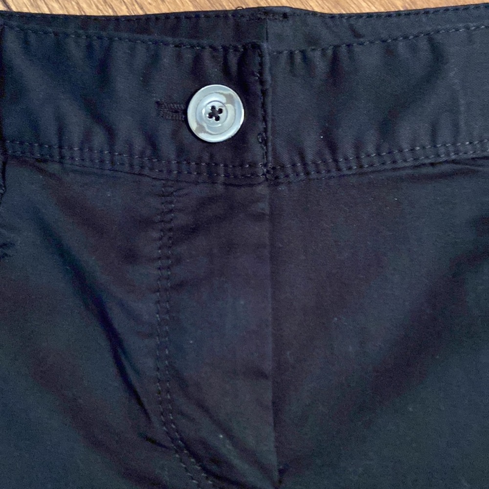 WHBM Black Bermuda Shorts 10.25” Inseam - Picture 5 of 14